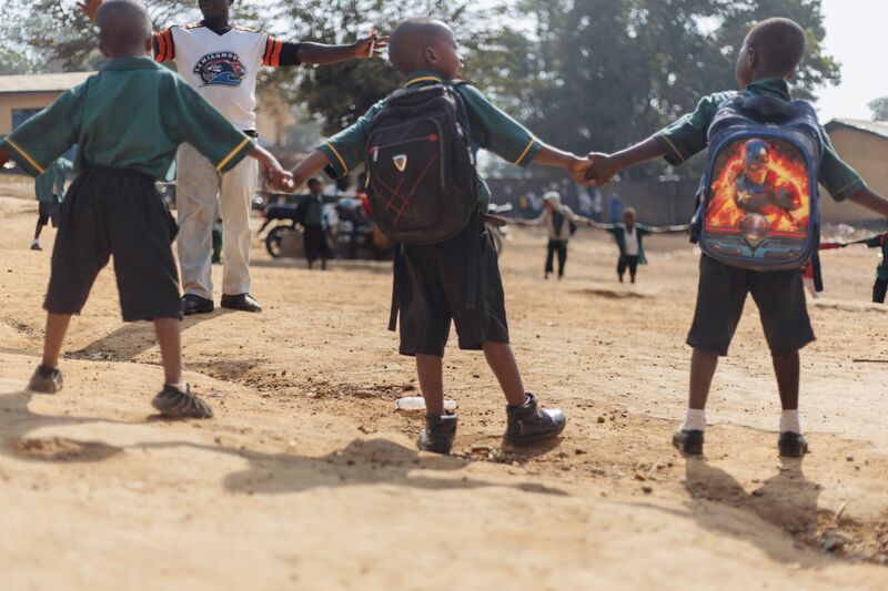 SLG250130_ABUBAKARR_SLG09823_AFTER_HOMEVISIT_SCHOOL_MVP006_HI-LO