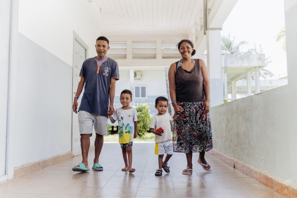 Fanirisoa, Clubfoot patient, at the Clubfoot Clinic at Hospital BE with his brother Vonjy and famliy.